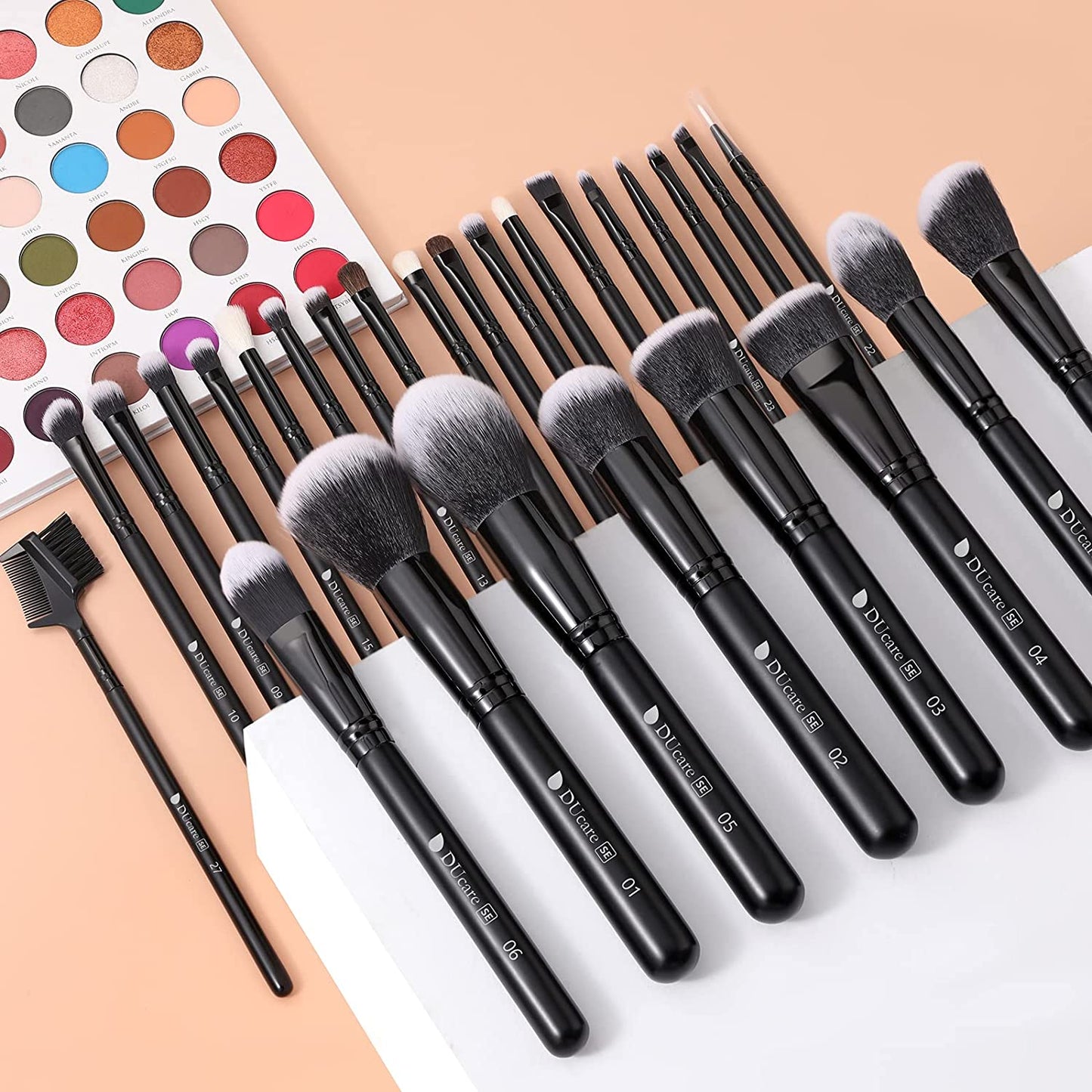 27-Piece Professional Makeup Brush Set - Premium Synthetic Kabuki Brushes for Foundation, Blending, Face Powder, Blush, Concealers, and Eye Shadows